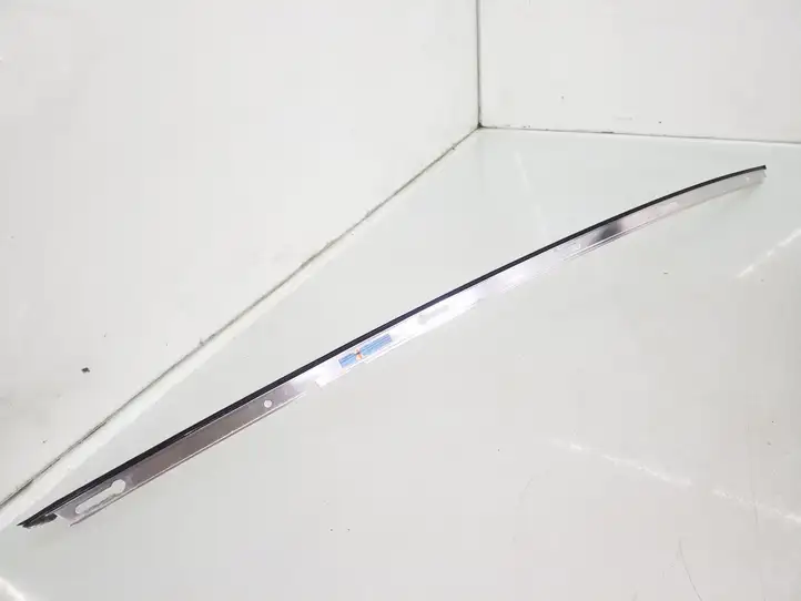 Mercedes-Benz E A207 (2010 - 2017) A2076730883 Накладка стекла передней двери — фото 5