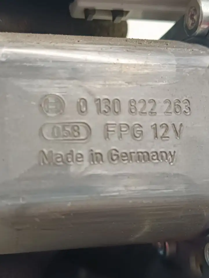 Audi A3/S3 8P (2004 - 2008) 8P4959802B Стеклоподъемник задней двери — фото 5