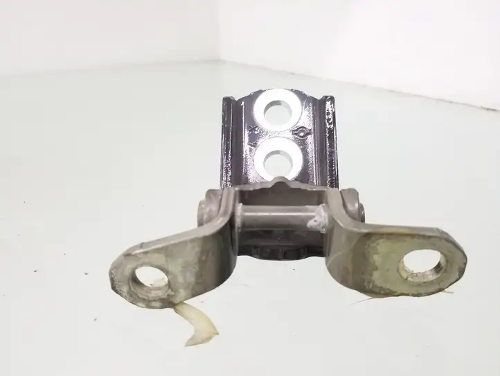 Nissan Qashqai (2013 - 2017) Нижняя петля задней двери — фото 3