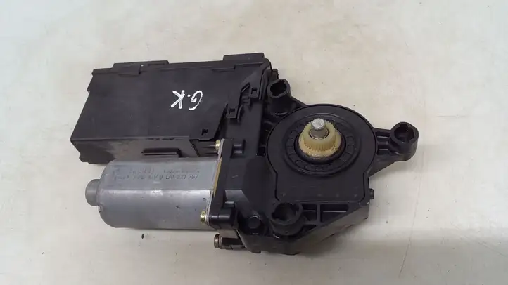 Audi A4 S4 B6 8E 8H (2000 - 2006) 8E0959801A Стеклоподъемник задней двери — фото 1