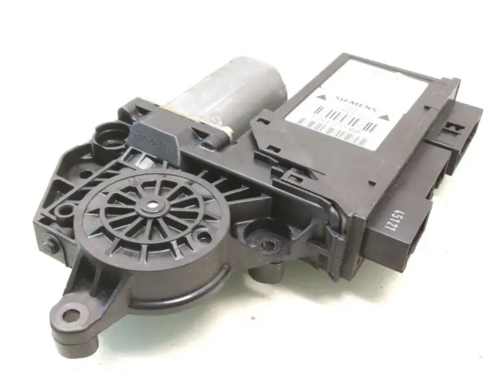 Audi A4 S4 B6 8E 8H (2000 - 2006) 8E0959802A Стеклоподъемник задней двери — фото 1