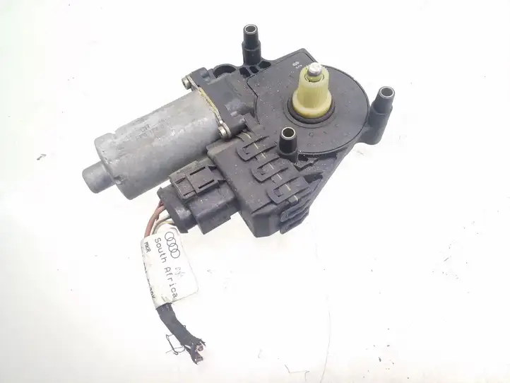 Audi A4 S4 B5 8D (1999 - 2001) 0130821786 Стеклоподъемник задней двери — фото 1