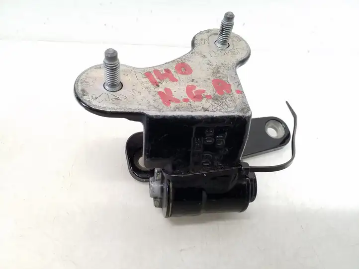 Mercedes-Benz E W212 (2009 - 2016) Нижняя петля задней двери — фото 2