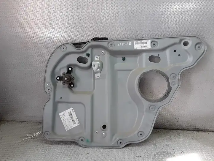 Volkswagen Touran I (2003 - 2010) 1T0839462J Механический стеклоподъемник задней двери — фото 1