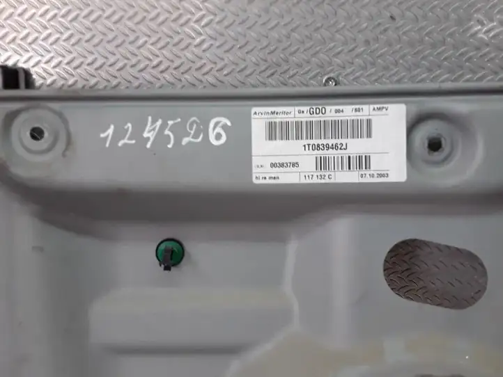 Volkswagen Touran I (2003 - 2010) 1T0839462J Механический стеклоподъемник задней двери — фото 2
