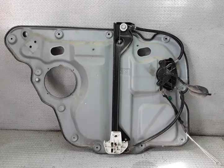 Volkswagen Touran I (2003 - 2010) 1T0839462J Механический стеклоподъемник задней двери — фото 3