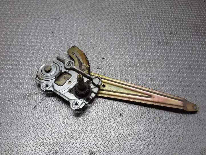 Toyota Yaris Verso (1999 - 2005) Механический стеклоподъемник задней двери — фото 1