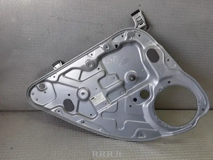 Ford Focus (2005 - 2008) 4M51A24995CE Механический стеклоподъемник задней двери — фото 1