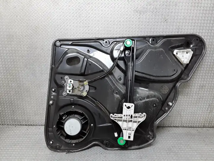 Volkswagen PASSAT B6 (2005 - 2010) 3C4839755G Механический стеклоподъемник задней двери — фото 3