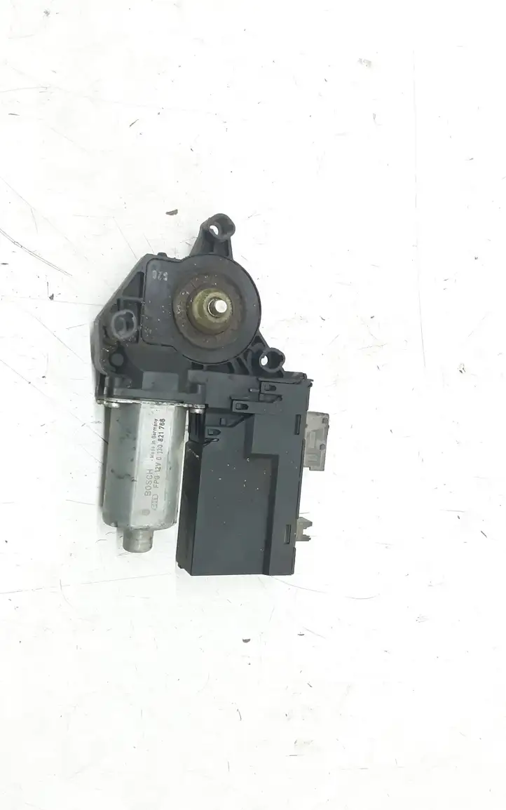 Volkswagen Golf IV (1998 - 2005) 0130821766 Стеклоподъемник задней двери — фото 2