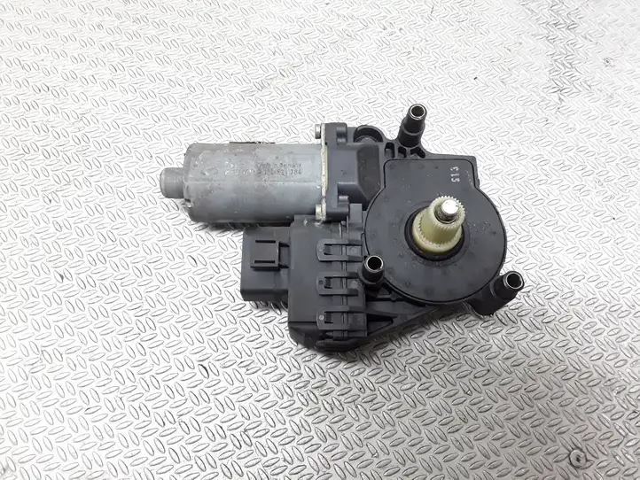 Audi A6 S6 C5 4B (1997 - 2001) 0130821784 Стеклоподъемник задней двери — фото 1