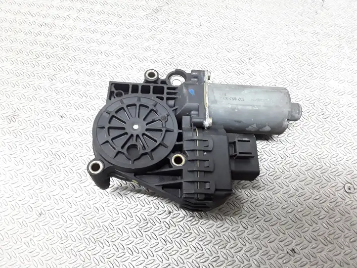 Audi A6 S6 C5 4B (1997 - 2001) 0130821784 Стеклоподъемник задней двери — фото 2