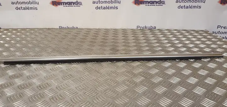 Audi Q7 4L (2005 - 2009) 4L0807283 Накладка стекла передней двери — фото 2