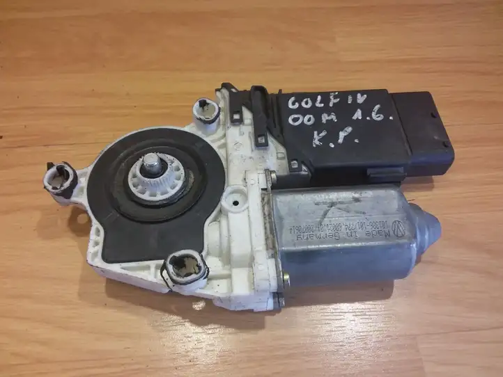 Volkswagen Golf IV (1998 - 2005) 1J1959802D Стеклоподъемник задней двери — фото 1