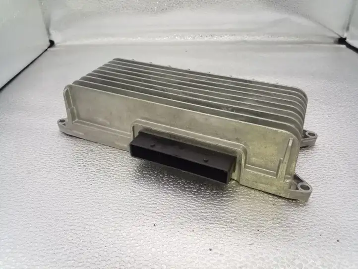 Audi A4 S4 B8 8K (2007 - 2011) 8T0035223AB Усилитель звука — фото 4