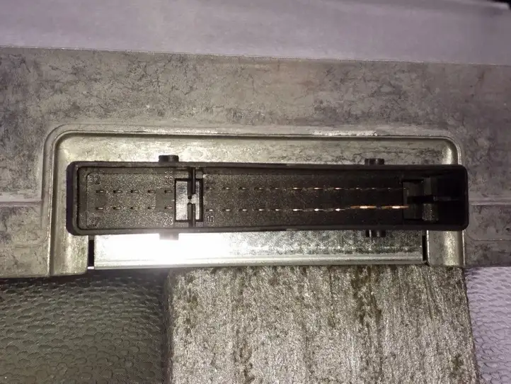 Audi A4 S4 B8 8K (2007 - 2011) 8T0035223AH Усилитель звука — фото 3
