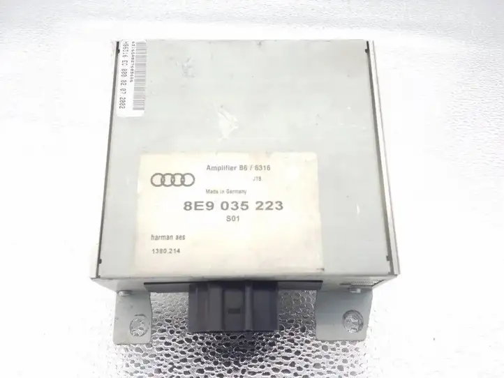 Audi A4 S4 B6 8E 8H (2000 - 2006) 8E9035223 Усилитель звука — фото 1