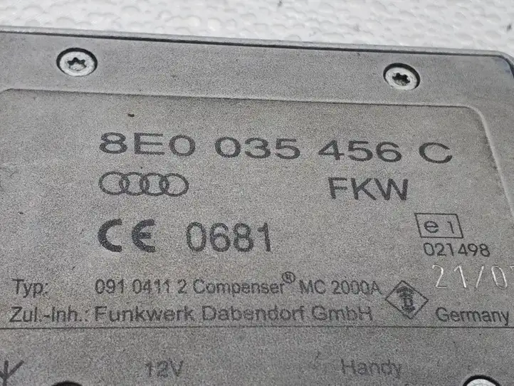 Audi A3/S3 8P (2004 - 2008) 8E0035456C Усилитель антенны — фото 3