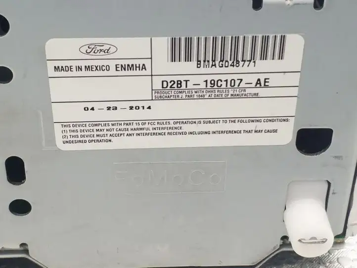 Ford Fiesta (2013 - 2017) D2BT19C107AE Магнитола / мультимедийная система — фото 3