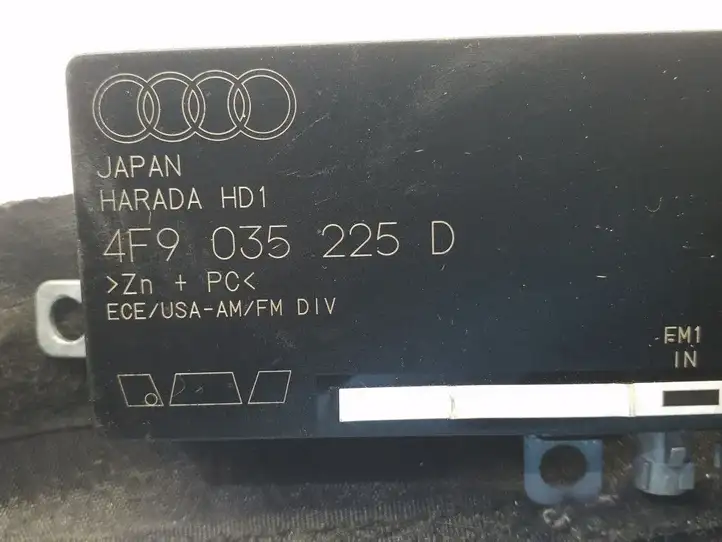 Audi A6 S6 C6 4F (2004 - 2008) 4F9035225D Усилитель антенны — фото 4