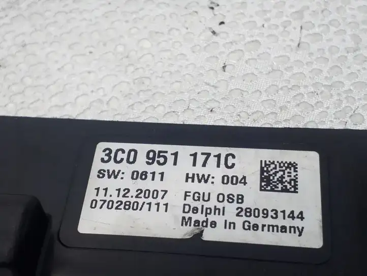 Volkswagen PASSAT B6 (2005 - 2010) 3C0951171C Ультразвуковой датчик — фото 4