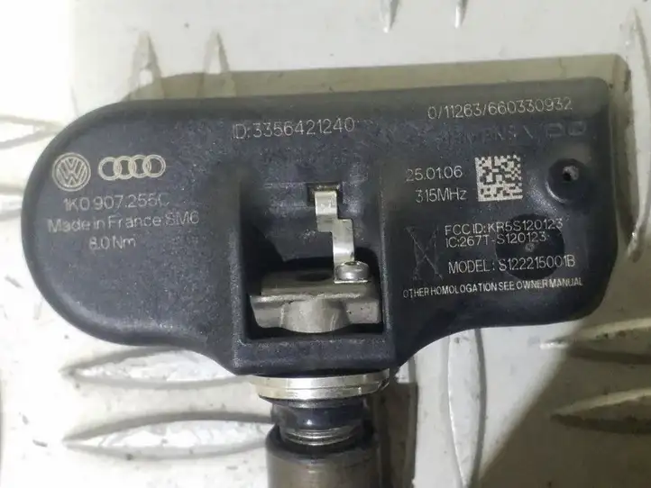Audi A3/S3 8P (2004 - 2008) 1K0907255C Датчик давления шин — фото 2