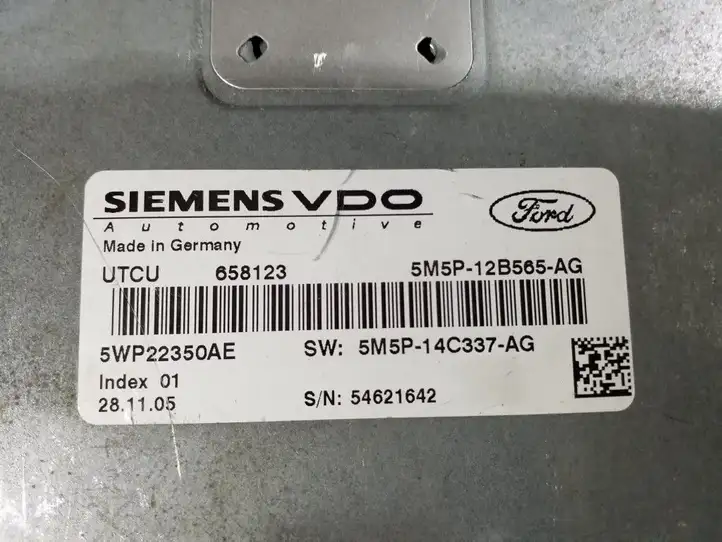 Ford Focus (2008 - 2011) 5M5P12B565AG Блок управления двигателем (ECU) — фото 3
