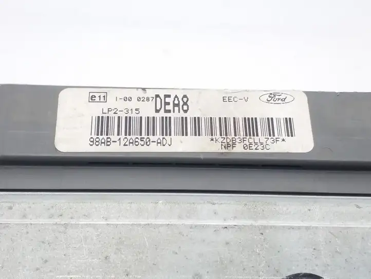 Ford Focus (1998 - 2004) 98AB12A650ADJ Блок управления двигателем (ECU) — фото 3