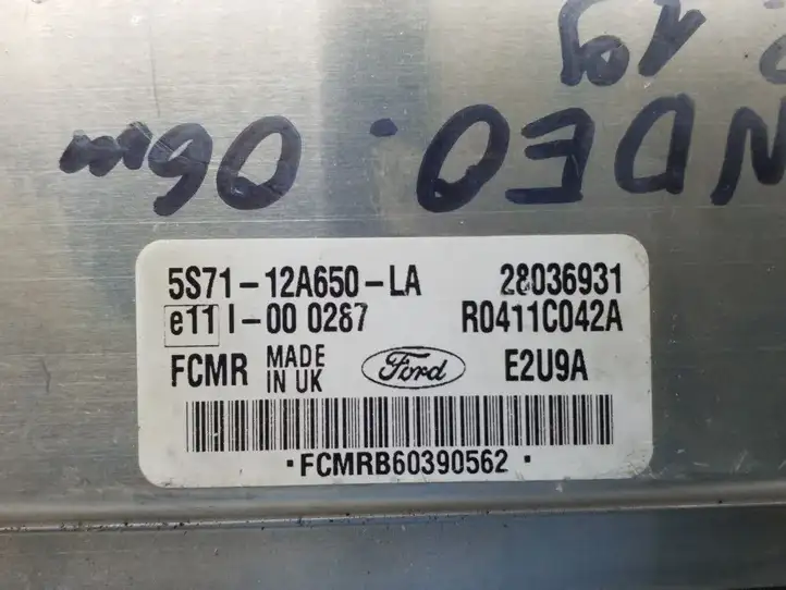 Ford Mondeo Mk III (2000 - 2007) 5S7112A650LA Блок управления двигателем (ECU) — фото 3