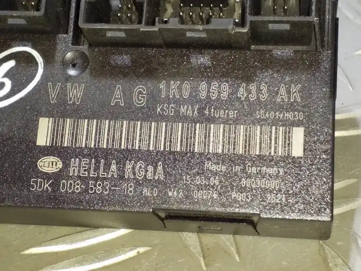 Volkswagen Jetta V (2005 - 2010) 1K0959433AK Модуль комфорта — фото 4