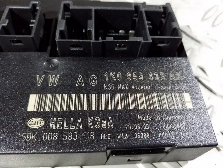 Volkswagen Golf V (2003 - 2009) 1K0959433AK Модуль комфорта — фото 3