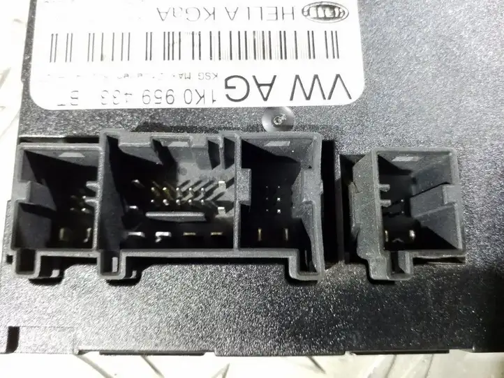 Volkswagen Golf V (2003 - 2009) 1K0959433BT Модуль комфорта — фото 2