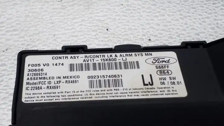 Ford Fiesta (2013 - 2017) AV1T15K600LJ Модуль комфорта — фото 2
