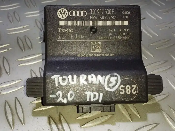 Volkswagen Touran I (2003 - 2010) 1K0907530F Прочие блоки управления — фото 1