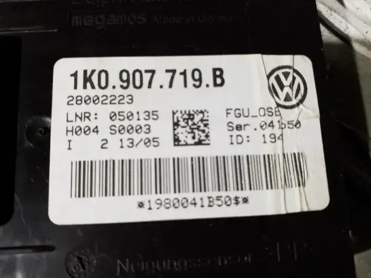 Volkswagen Golf V (2003 - 2009) 1K0907719B Прочие блоки управления — фото 4