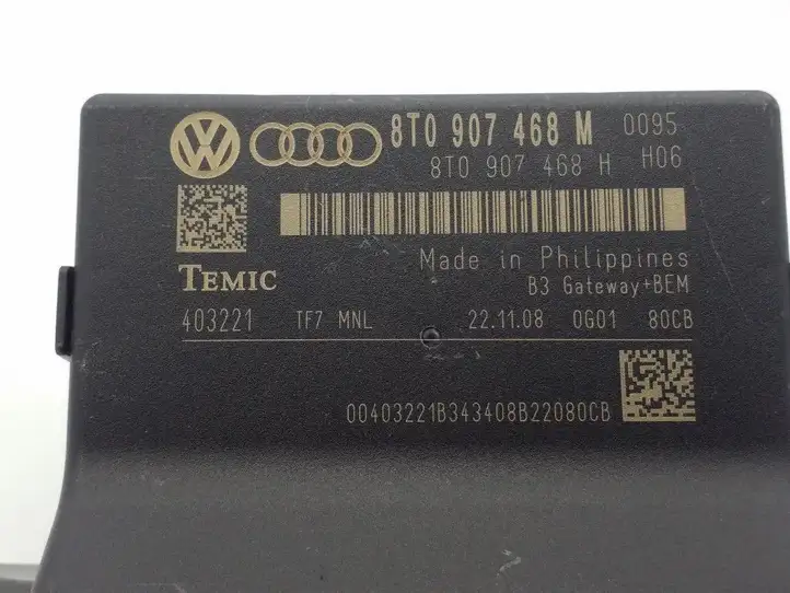 Audi Q5 SQ5 (2008 - 2012) 8T0907468M Прочие блоки управления — фото 4