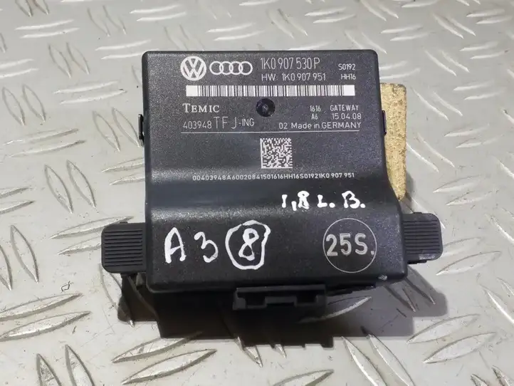 Audi A3/S3 8P (2004 - 2008) 1K0907530P Прочие блоки управления — фото 1