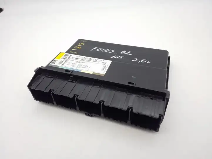 Ford Focus (1998 - 2004) 1S7T15K600CB Модуль комфорта — фото 1