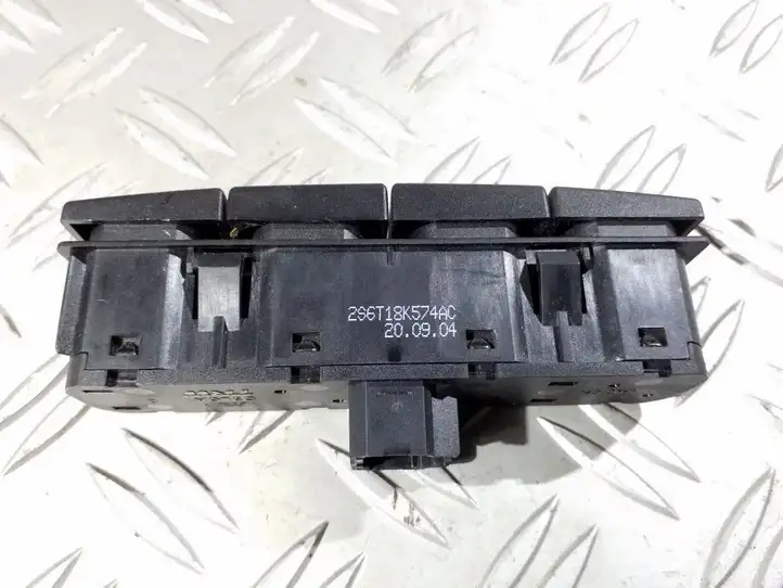 Ford Fiesta (2000 - 2005) 2S6T18K574AC Кнопка обогрева стекла — фото 2