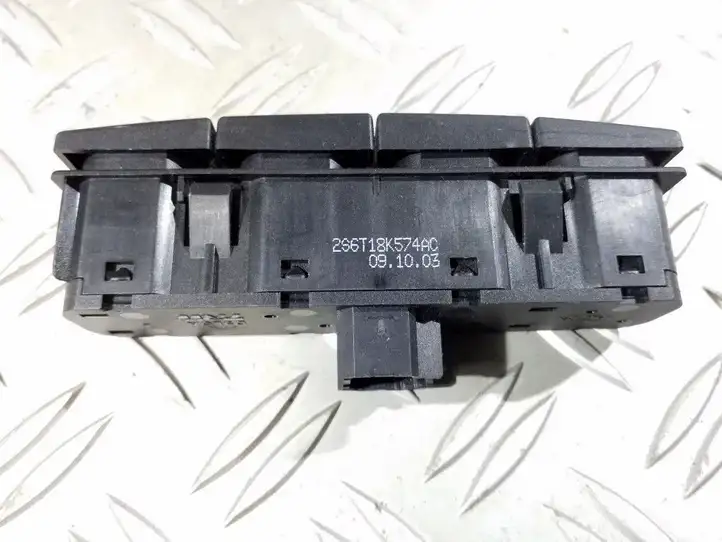 Ford Fiesta (2000 - 2005) 2S6T18K574AC Кнопка обогрева стекла — фото 2