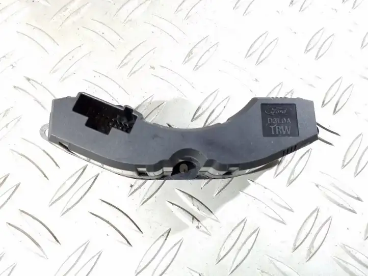 Ford Focus (1998 - 2004) 98AG18C621AG Кнопка обогрева стекла — фото 2