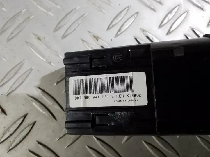 Skoda Fabia Mk2 (5J) (2007 - 2014) BK73B0941531 Включатель фонарей — фото 2