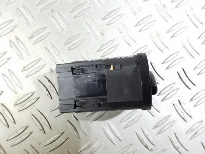 Volkswagen PASSAT B5.5 (2001 - 2005) TC41C0941531 Включатель фонарей — фото 2