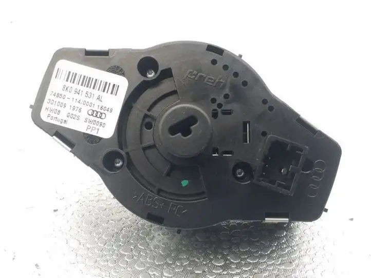 Audi A4 S4 B8 8K (2007 - 2011) 8K0941531AL Включатель фонарей — фото 3