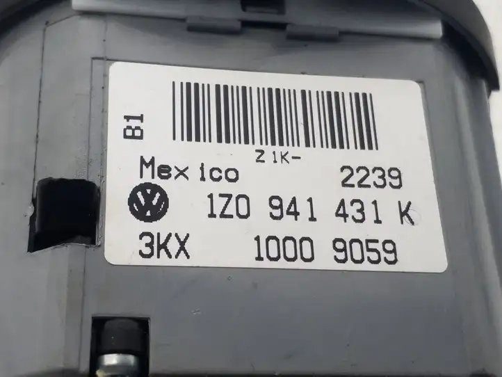 Skoda Octavia Mk2 (1Z) (2004 - 2013) 1Z0941431K Включатель фонарей — фото 4