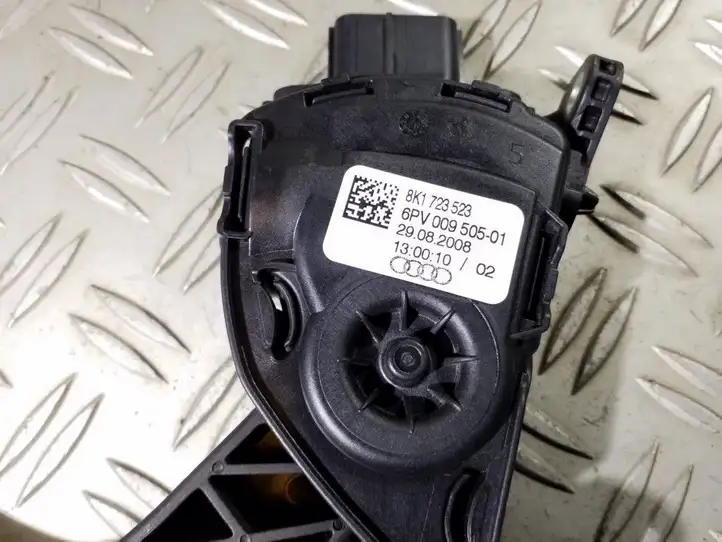 Audi A4 S4 B8 8K (2007 - 2011) 8K1723523 Педаль акселератора — фото 3