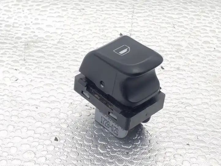 Audi A4 S4 B8 8K (2007 - 2011) 8K0959855A Кнопка стеклоподъемников — фото 1
