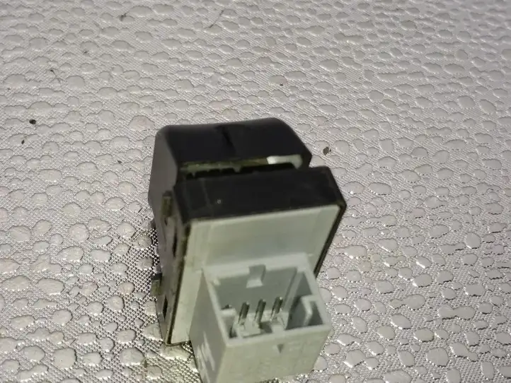 Audi A4 S4 B8 8K (2007 - 2011) 8K0959855 Кнопка стеклоподъемников — фото 4