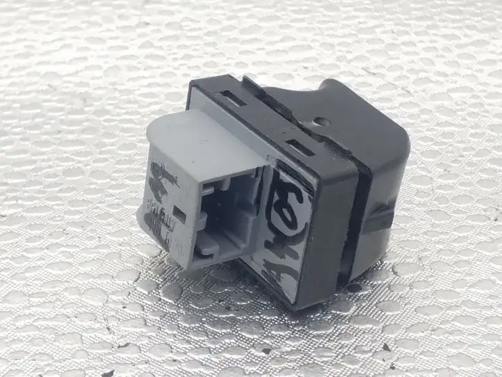 Audi A4 S4 B8 8K (2007 - 2011) 8K0959855A Кнопка стеклоподъемников — фото 3