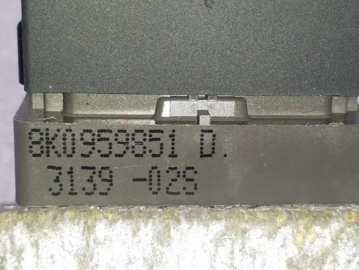 Audi A4 S4 B8 8K (2007 - 2011) 8K0959851D Кнопка стеклоподъемников — фото 4
